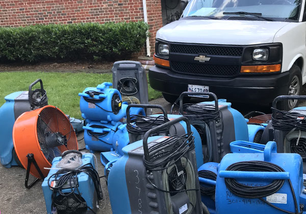 Professionally Equipped Technicians Professionally Equipped Technicians